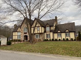 191 Bridge St, Staffordsville, KY 41256