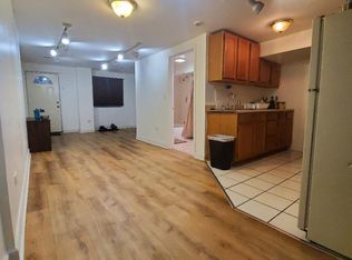 2136 W 18th St #B, Chicago, IL 60608