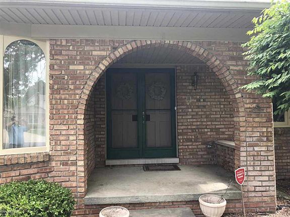 4th image of 3144 Sandy Creek Dr