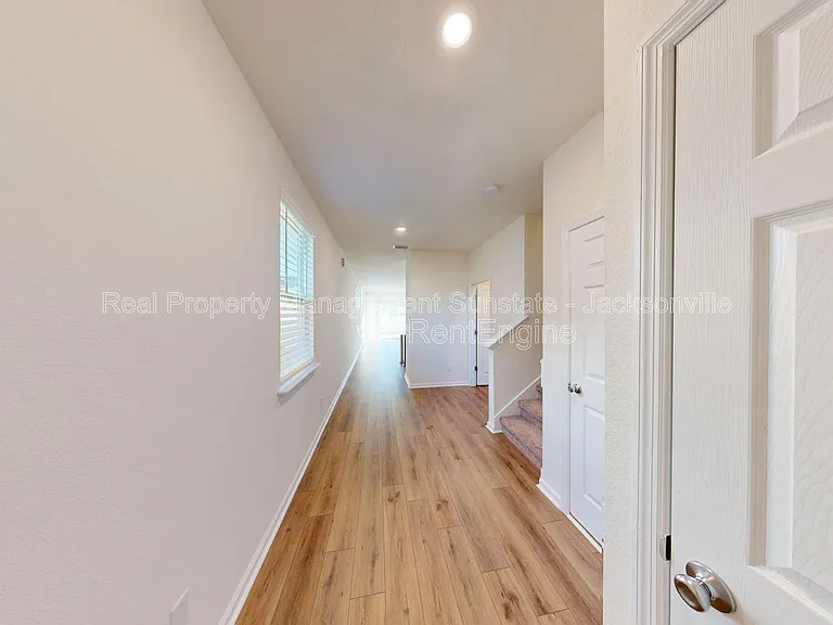 7675 Merchants Way — Photo 2