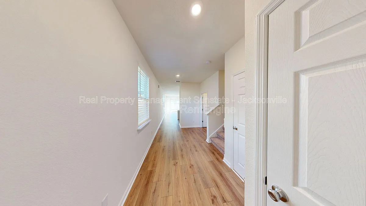 Building Photo - 7675 Merchants Way