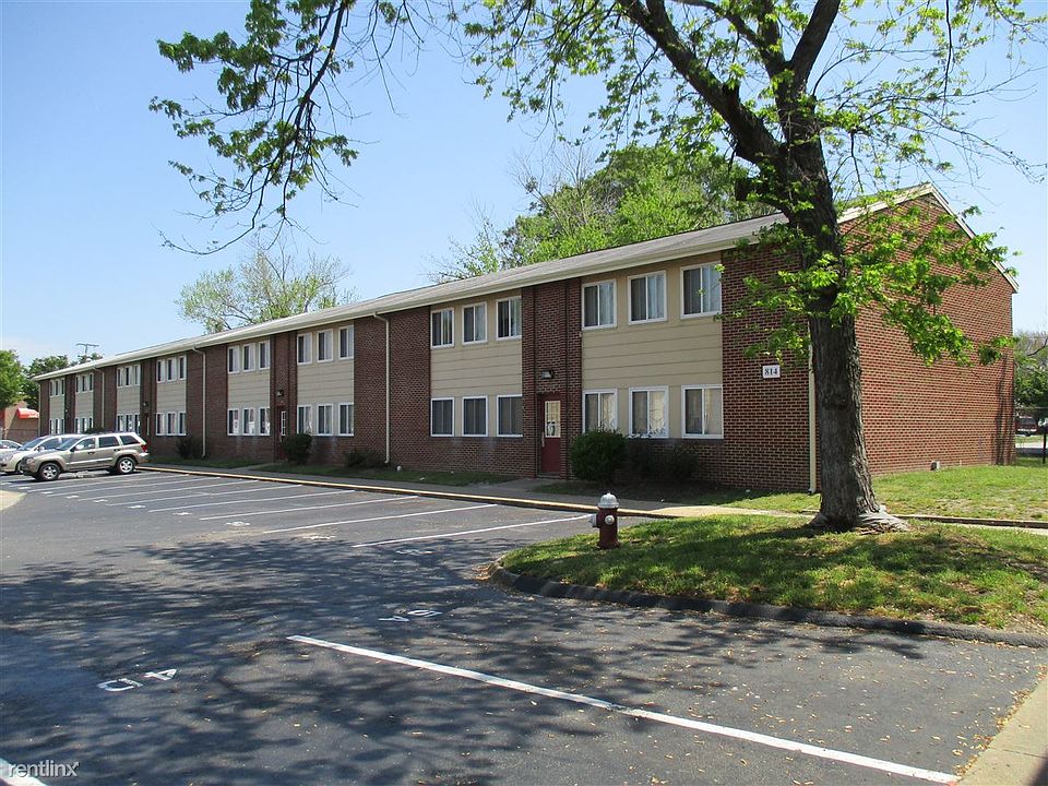 LaSalle exterior