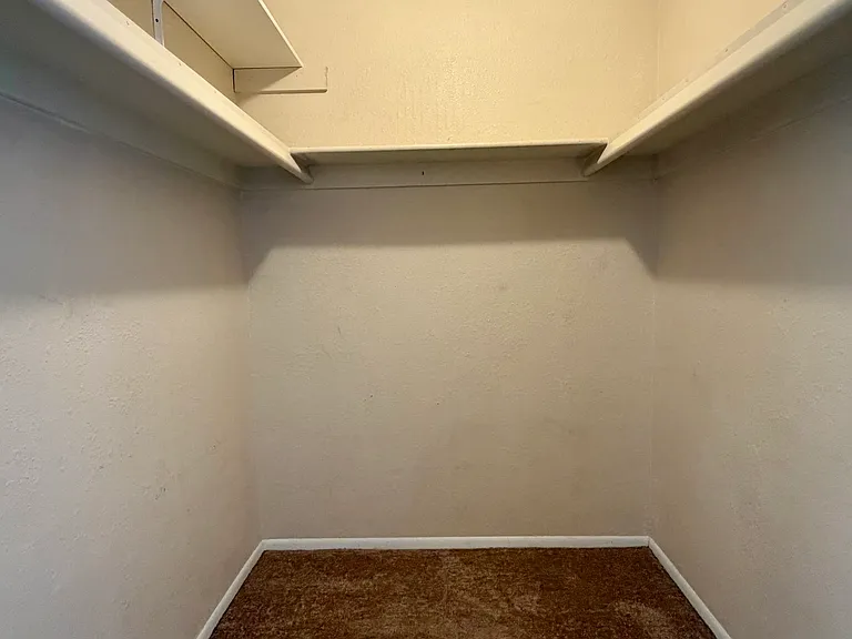 540 N May St #3106 — Photo 11