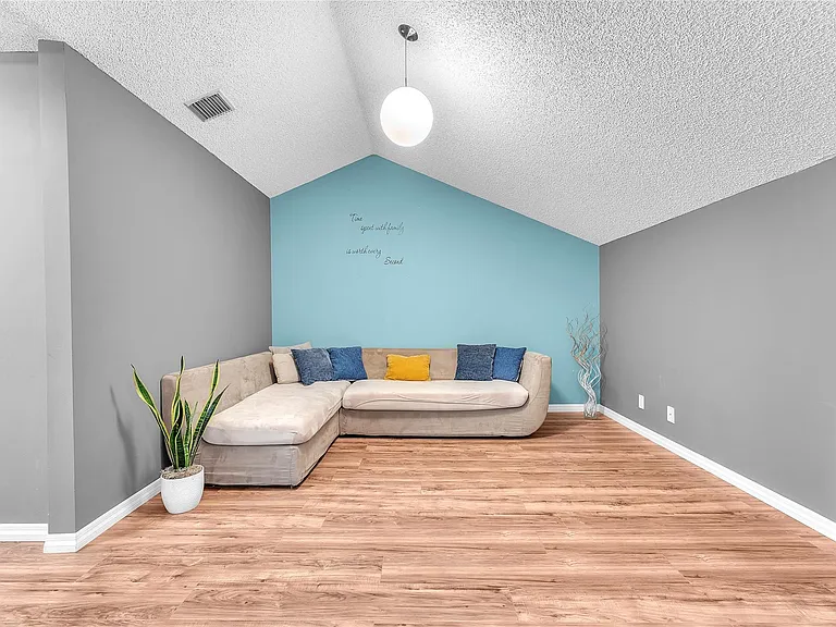 8407 NW 78th Ct — Photo 19