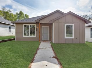 608 E Texas St, Denison, TX 75021