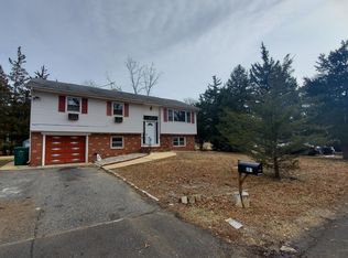 391 Black Oak Rd, Jackson, NJ 08527