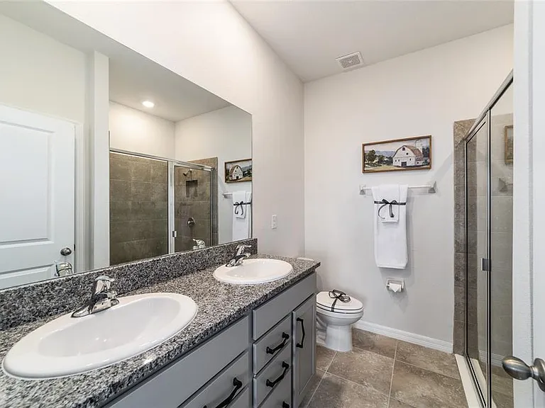 5358 NW 48th Pl — Photo 22