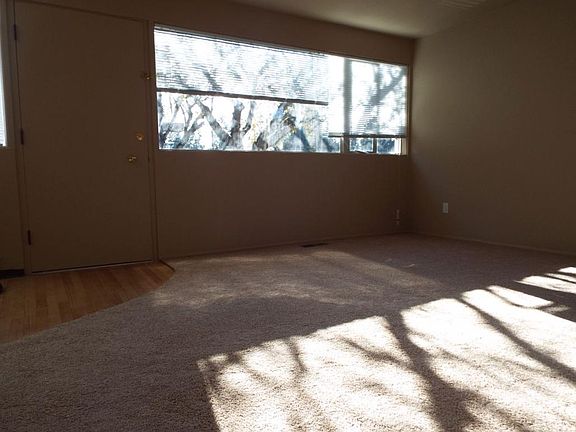 4th image of 548 156th Ave SE APT B