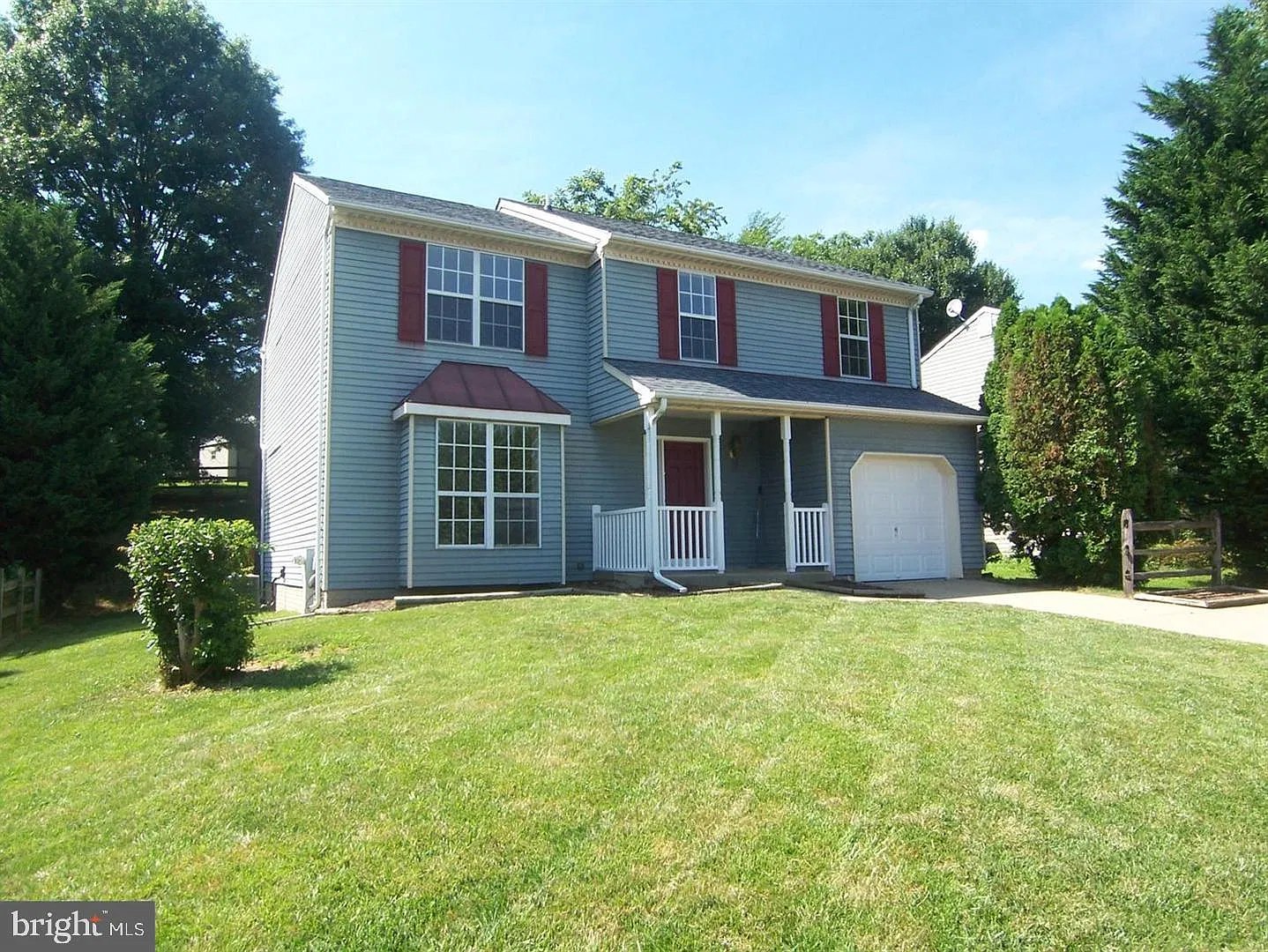 4 bed, 2.5 bath, 2066 sqft, $2,750 — Photo 2