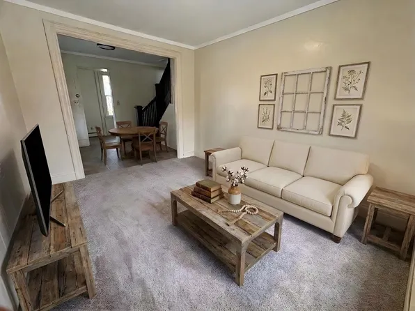 539 & 541 S Market St