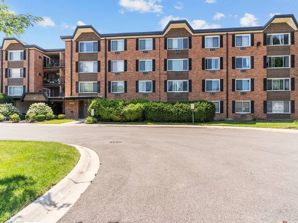 1206 S New Wilke Rd APT 203, Arlington Heights, IL 60005