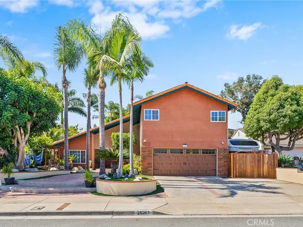 25261 Grissom Rd, Laguna Hills, CA 92653
