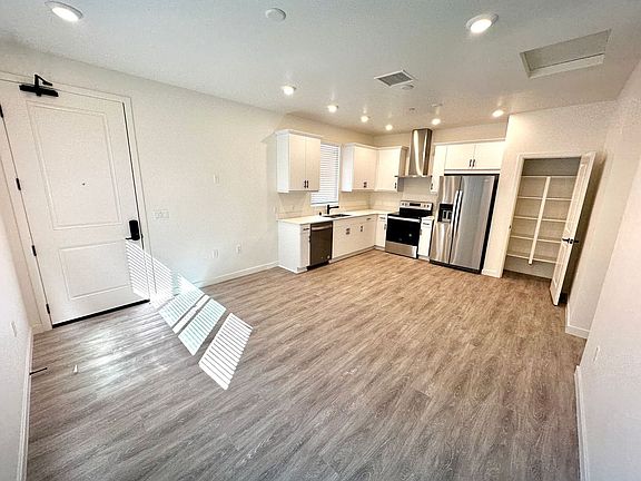 3rd image of 4017D Logan Ave #0