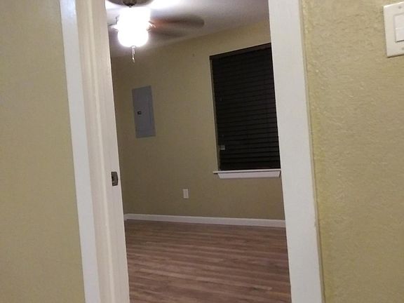 5th image of 20456 28th St #20460