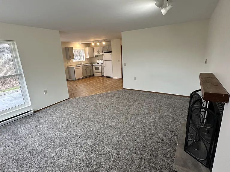 110 Pine Tree Rd #B — Photo 8