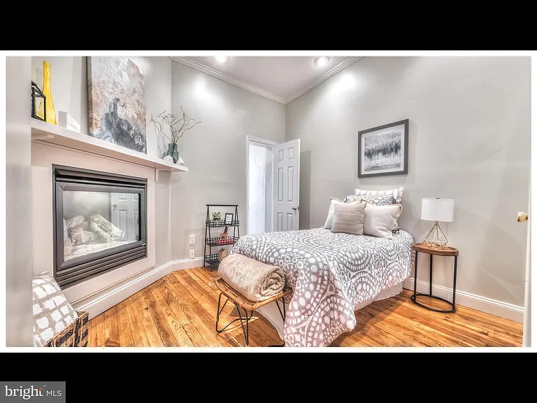 1209 S Ellwood Ave — Photo 23