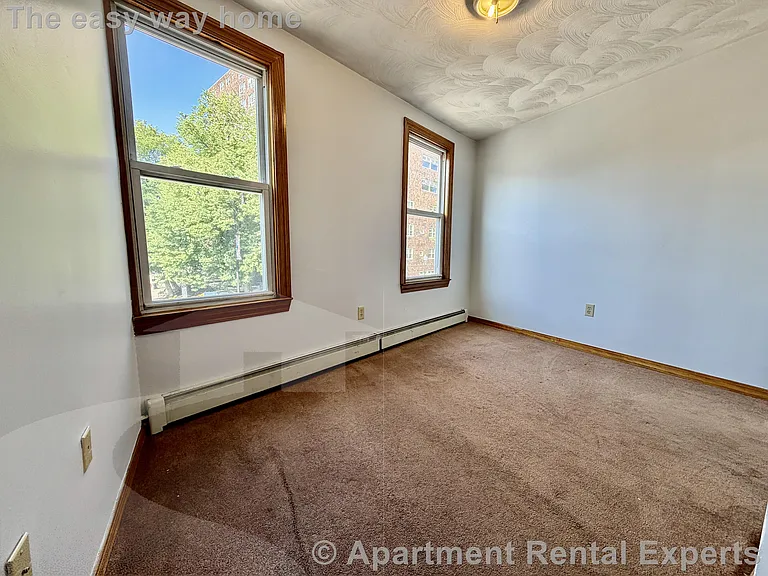 1236 Cambridge St #3R — Photo 13