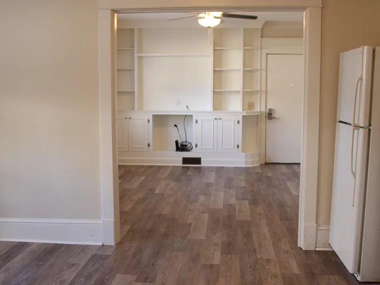 702 N Piedmont St — Photo 9
