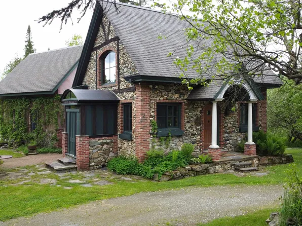 3227 Leadville Road, Newport Town, VT 05857