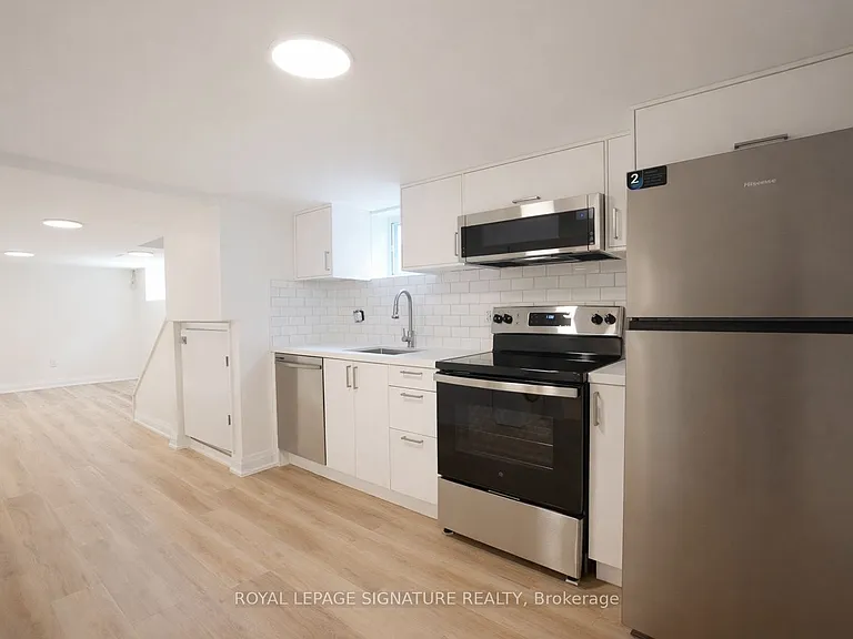 5 20th St #B — Photo 8