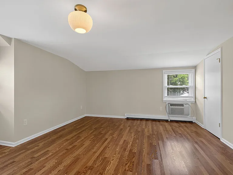 663 Mountain Ave — Photo 19