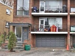 449 Wilson Ave #3, Toronto, ON M3H1T5