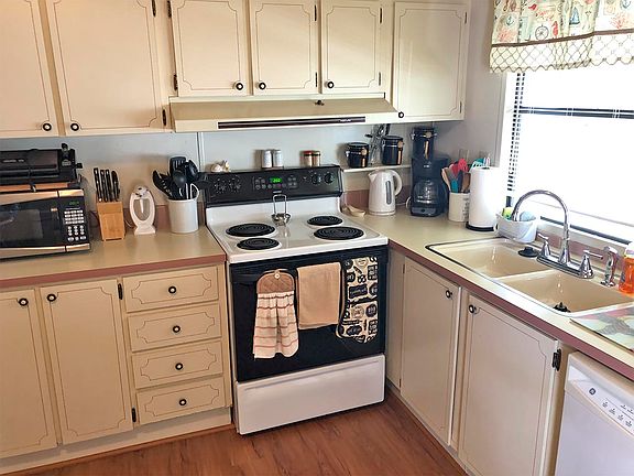 2nd image of 19769 Kara Cir #478