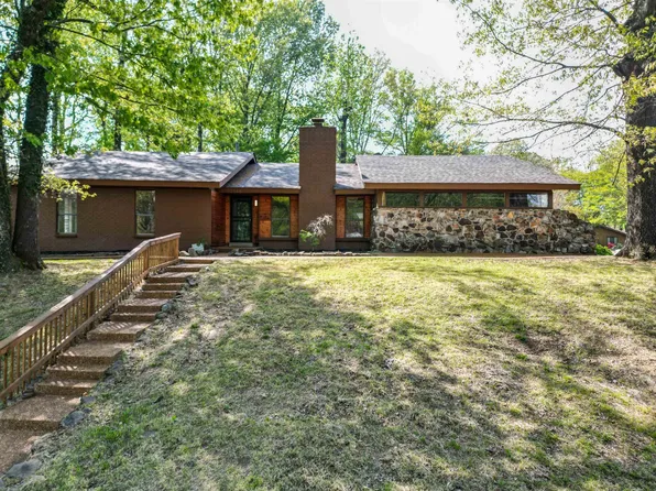 2145 Littlemore Dr, Cordova, TN 38016