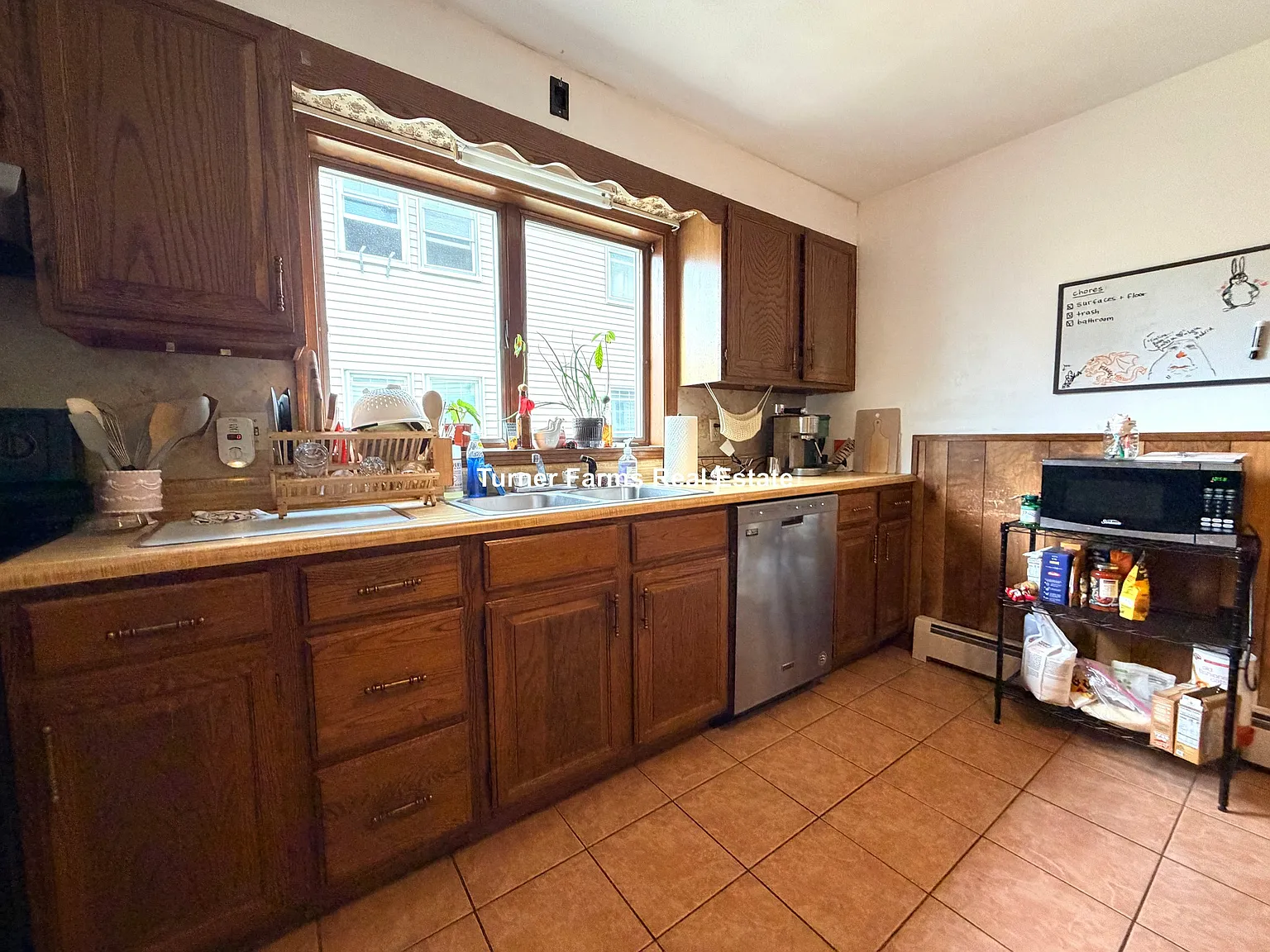 3 bed, 9999 sqft, $3,700 — Photo 4