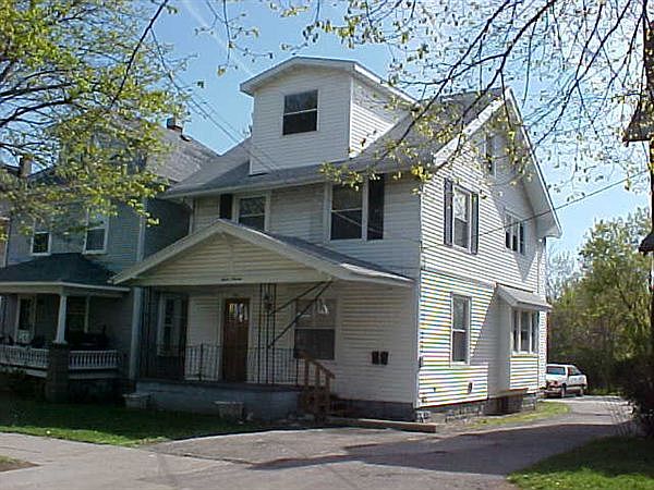1216 Walnut