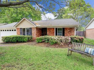 10326 Londonderry Dr, Houston, TX 77043