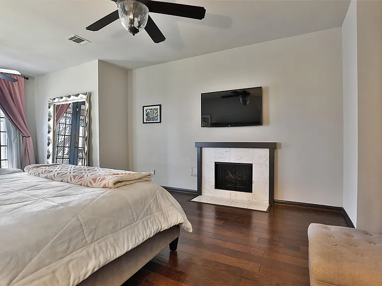 1818 Brookchester Dr — Photo 34