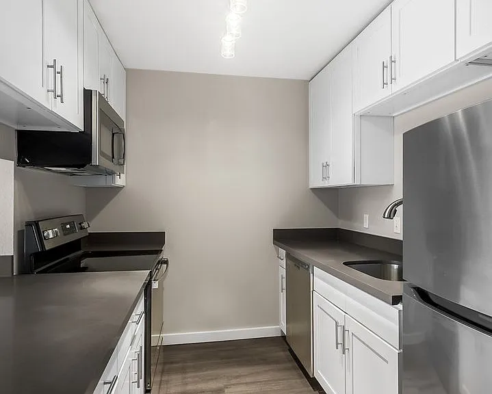 Leschi View Apartments — Photo 5