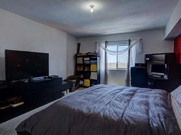 5th image of 34 NW 6th Ave #1100