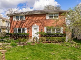 4821 Wallbank Ave, Downers Grove, IL 60515