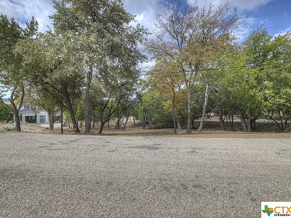 2nd image of 1830 Lakeshore Dr