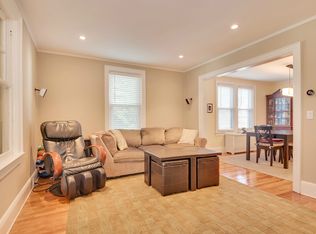 3527 210th St, Bayside, NY 11361