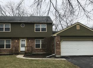 25050 S Whispering Oaks Ln, Crete, IL 60417
