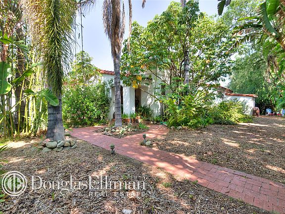 4th image of 5755 Allott Ave