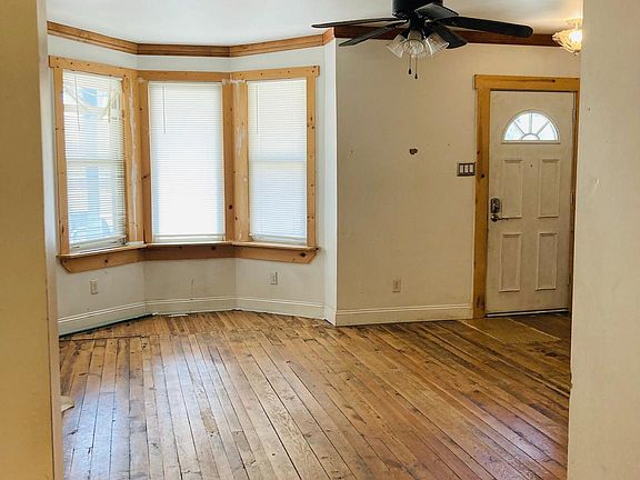 4th image of 465 E Bishop St