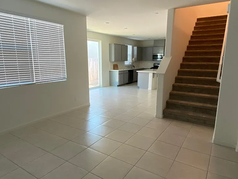 3308 Sunny Gate Ln — Photo 8