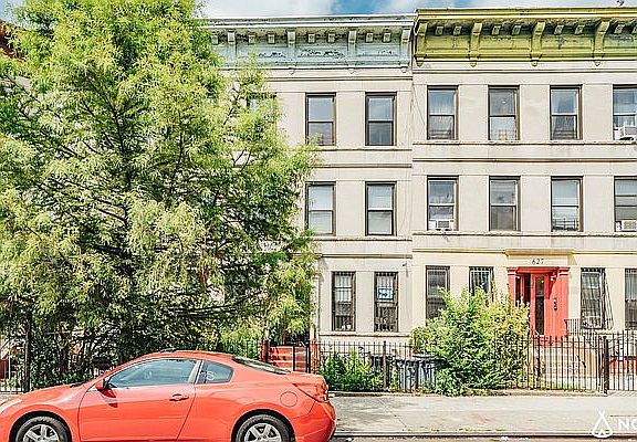 2nd image of 625 Sterling Pl #4L