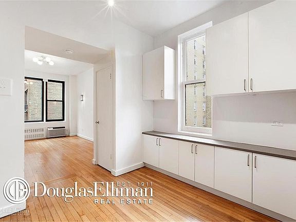 3rd image of 308 W 82nd St APT 9D
