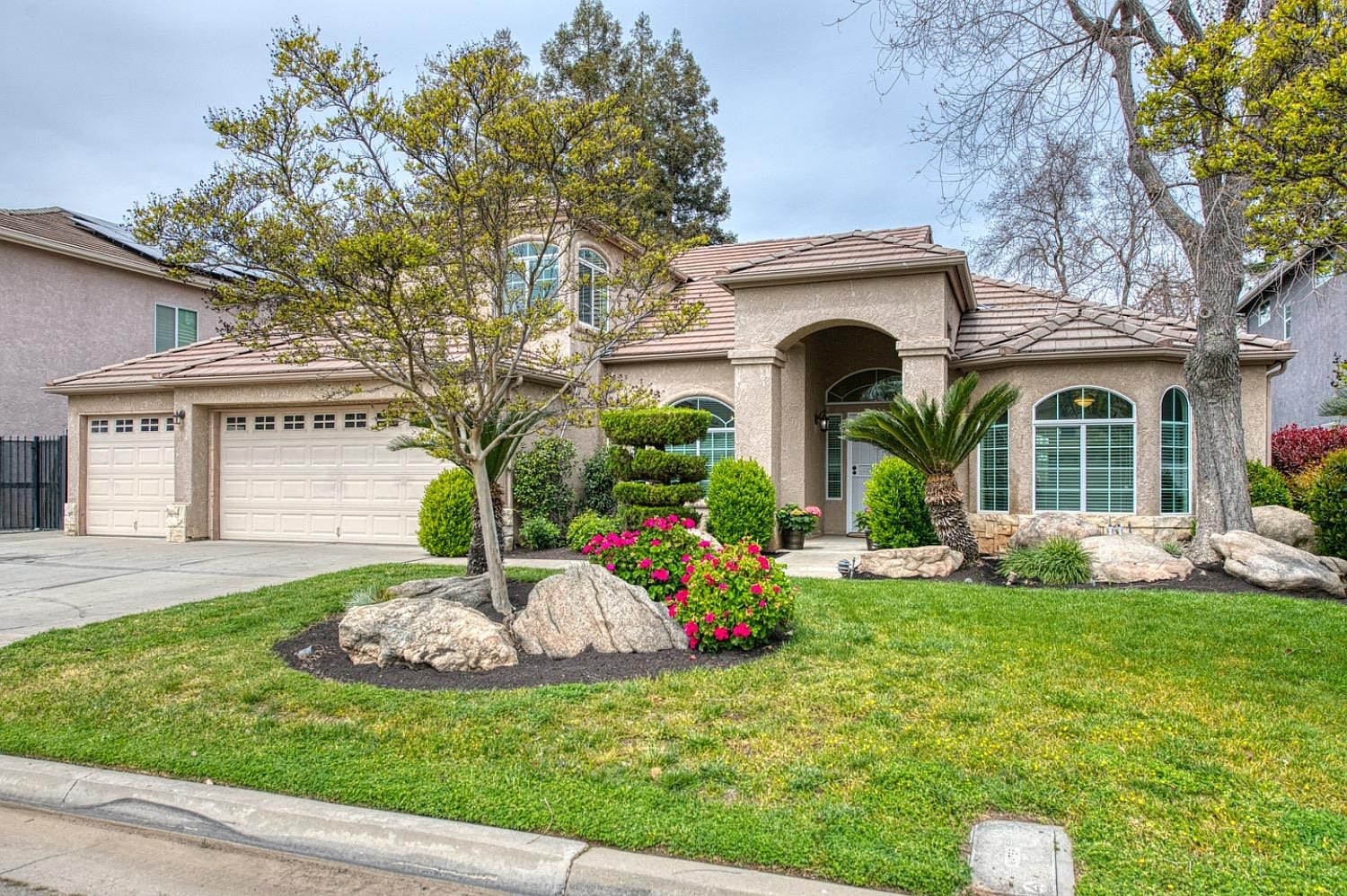 1596 E Emerald Ave, Fresno, CA 93720 Zillow