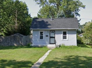 3303 Harvester Ave, Fort Wayne, IN 46803