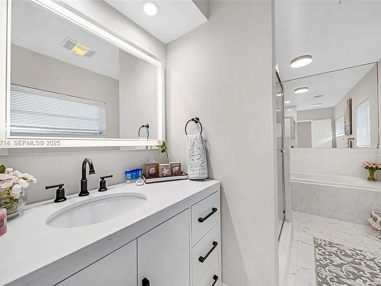 241 Oceanic Ave — Photo 19