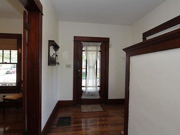2nd image of 2401 Nill Ave