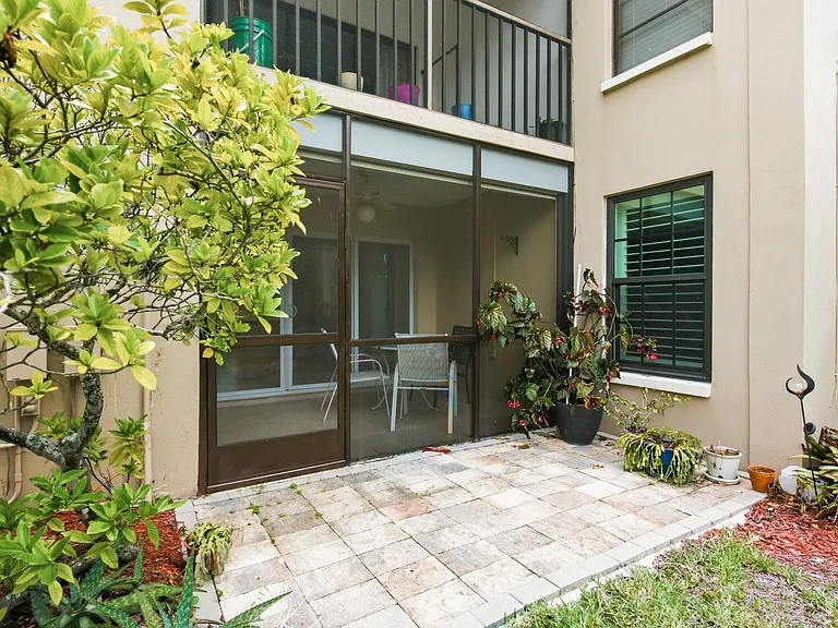 2453 Egret Blvd #1 — Photo 36