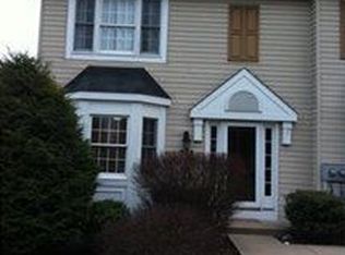 372 Jubilee Dr, Bridgeville, PA 15017