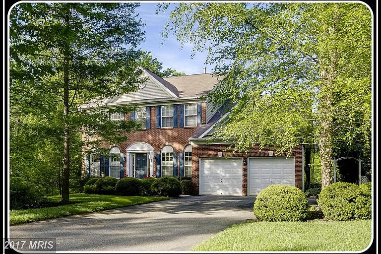 1st image of 84 Crestwood Ln